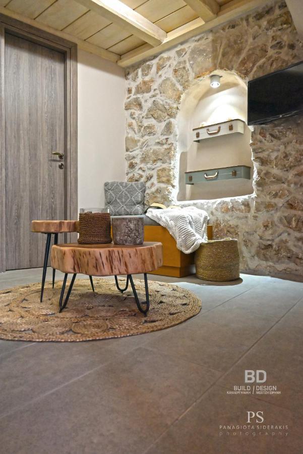 Pyrgos Houses And Restaurant Avgonima Exterior photo